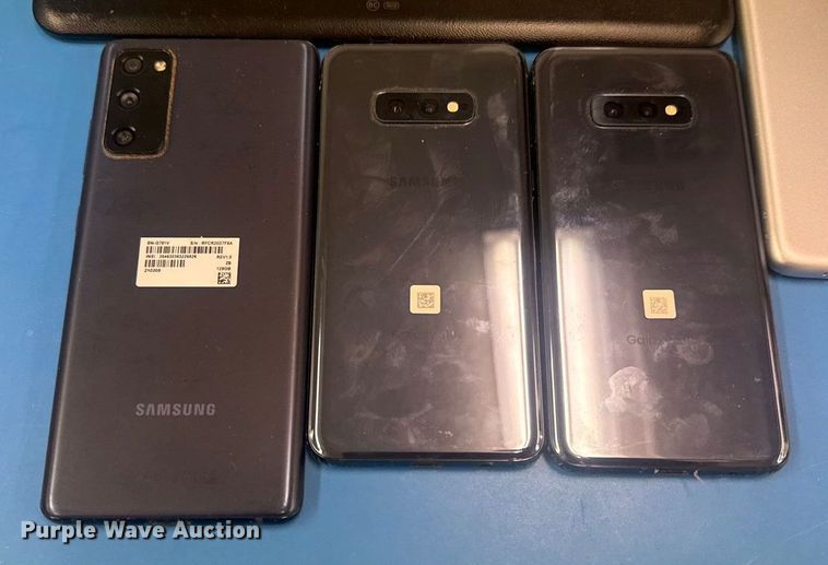 image for item FB8643 SAMSUNG electronics