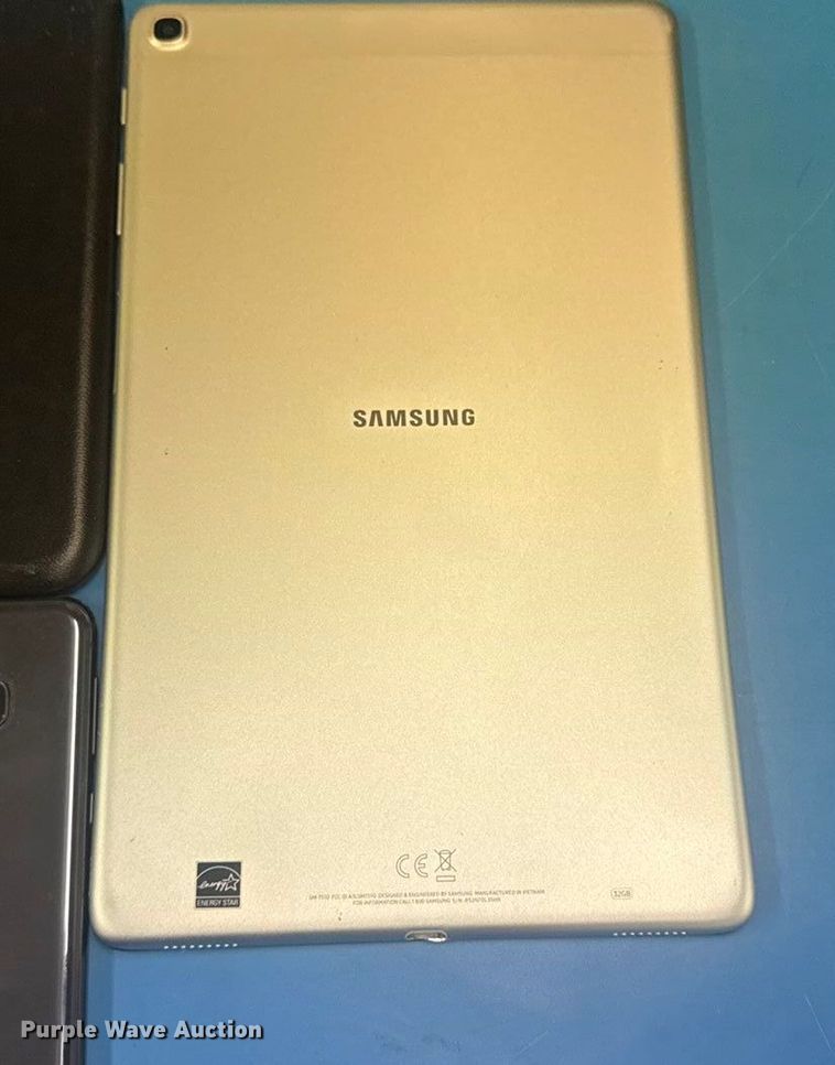 image for item FB8643 SAMSUNG electronics