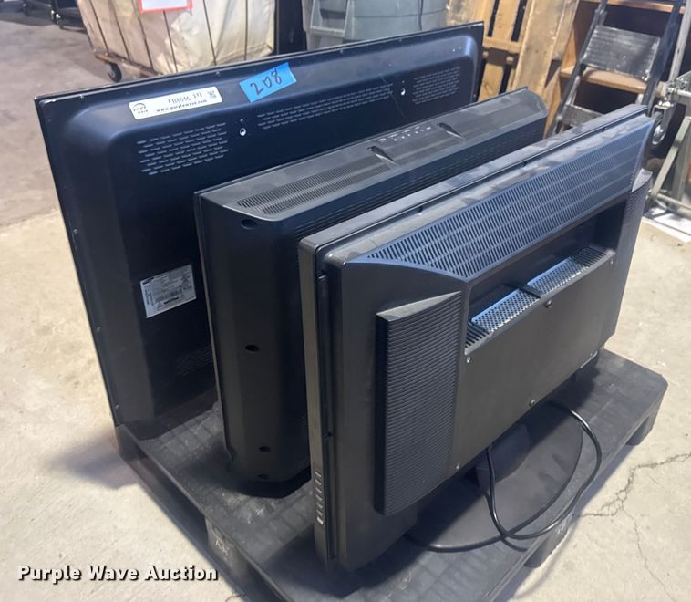 image for item FB8646 (3) TV's