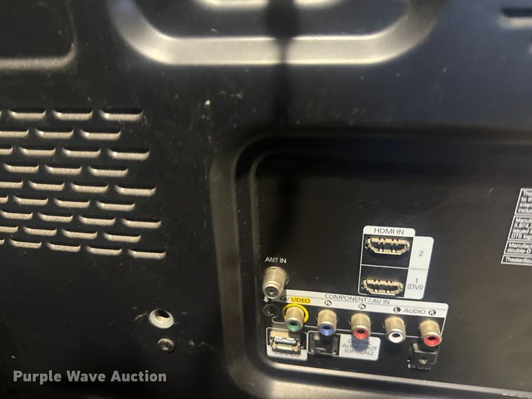 image for item FB8646 (3) TV's