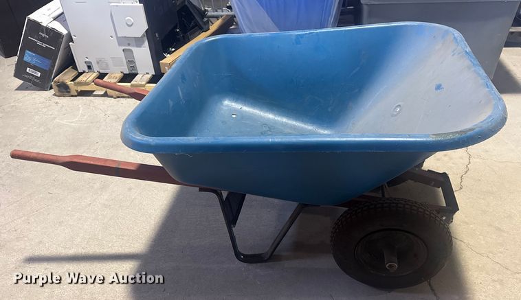 image for item FB8648 Wheelbarrow