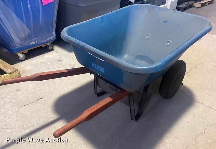 image for item FB8648 Wheelbarrow