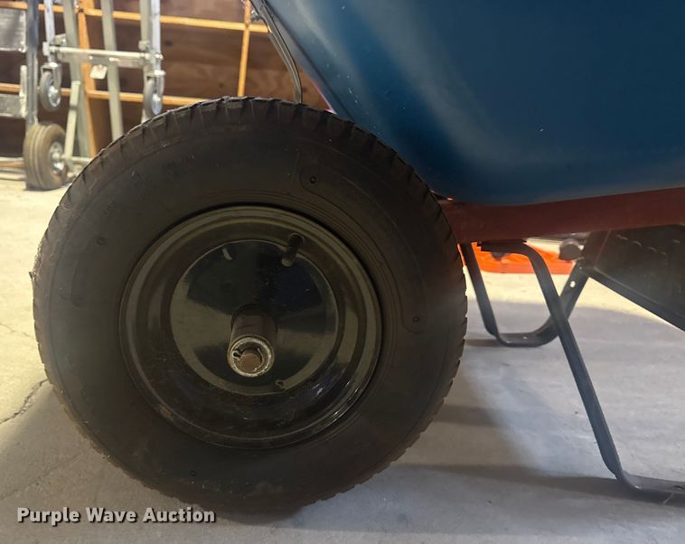 image for item FB8648 Wheelbarrow