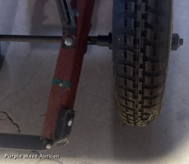 image for item FB8648 Wheelbarrow