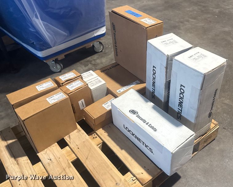 image for item FB8649 Locknetics equipment