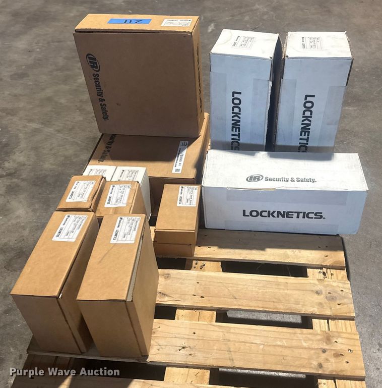 image for item FB8649 Locknetics equipment