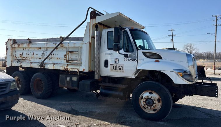 image for item FB8651 2012 International SF625 dump truck