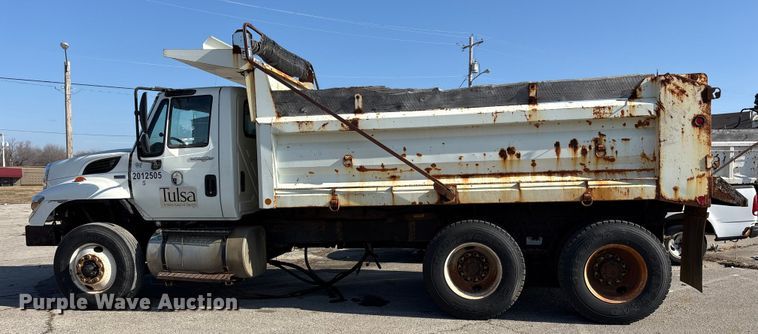 image for item FB8651 2012 International SF625 dump truck
