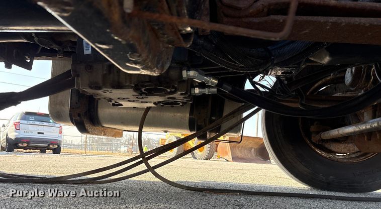 image for item FB8651 2012 International SF625 dump truck