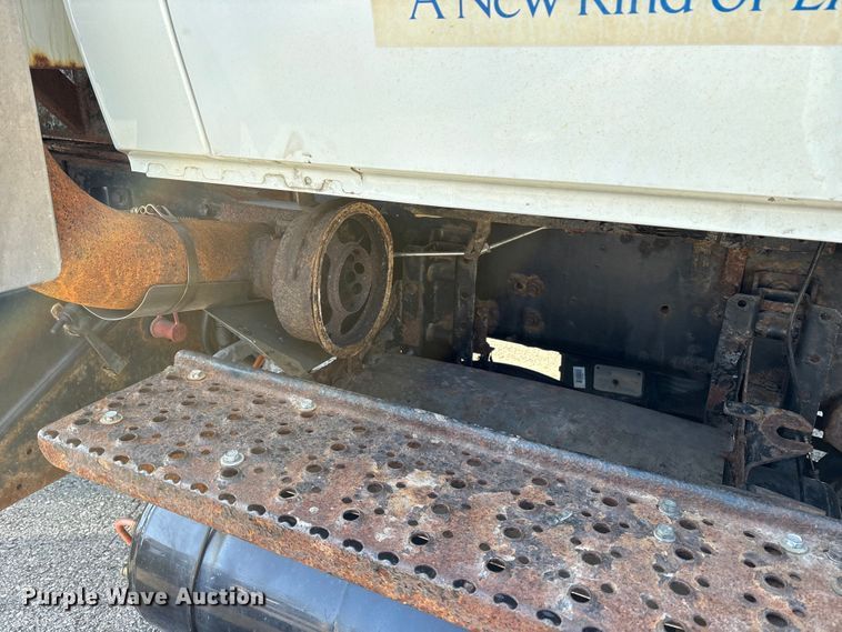 image for item FB8651 2012 International SF625 dump truck