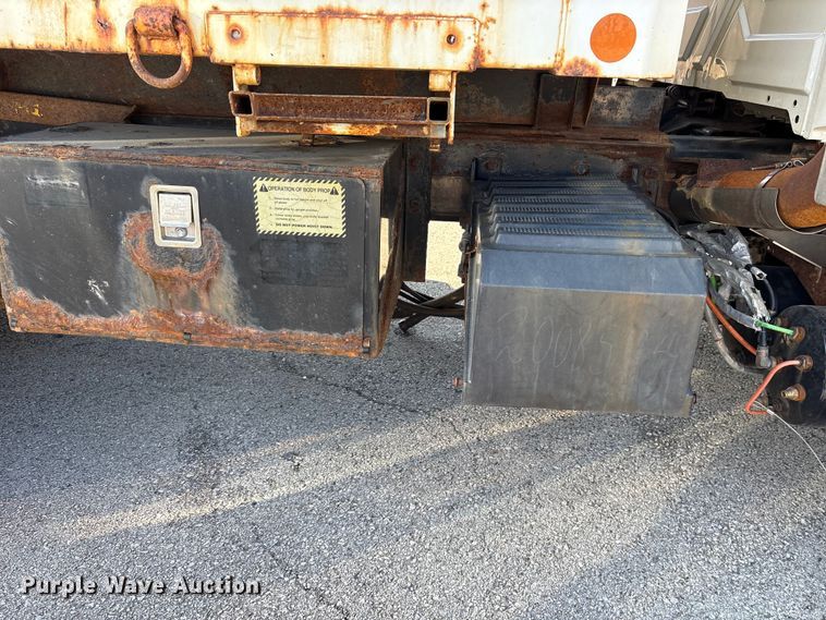 image for item FB8651 2012 International SF625 dump truck