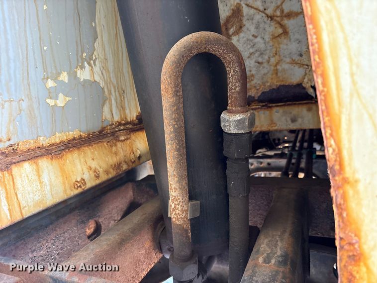 image for item FB8651 2012 International SF625 dump truck