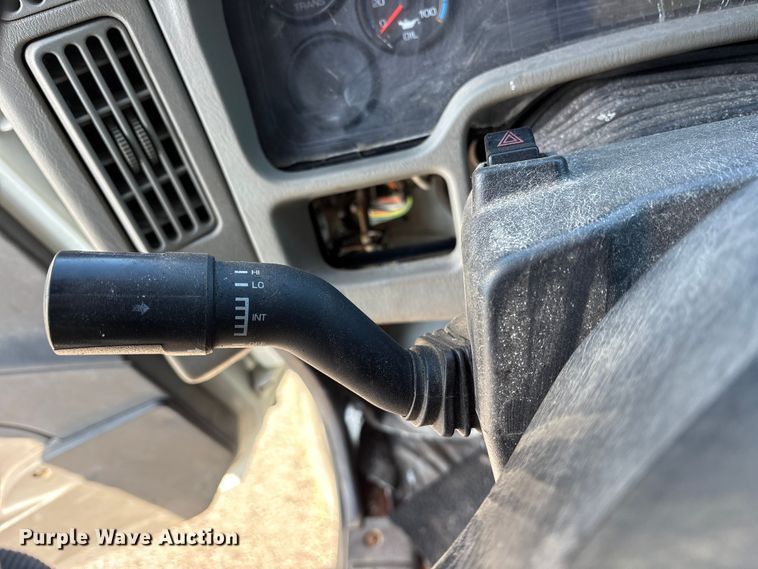 image for item FB8651 2012 International SF625 dump truck