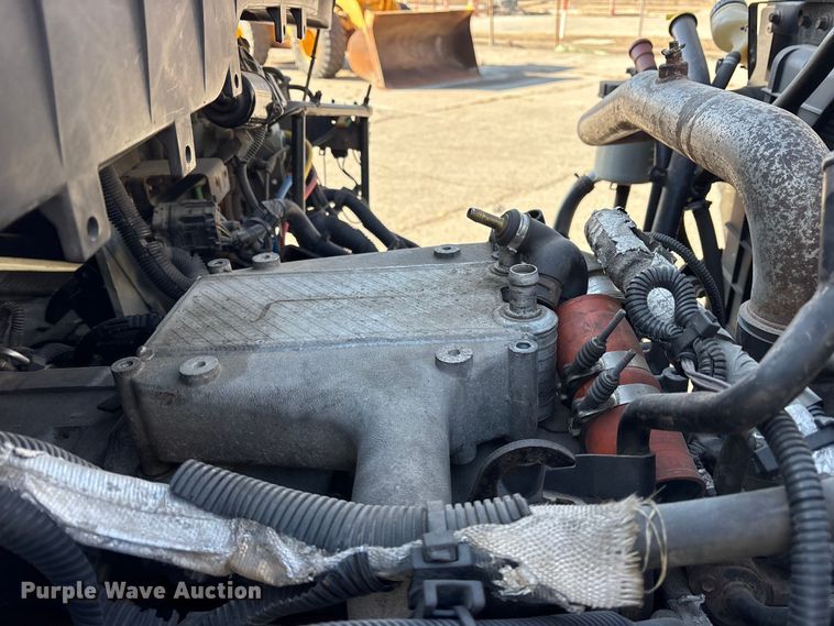 image for item FB8651 2012 International SF625 dump truck