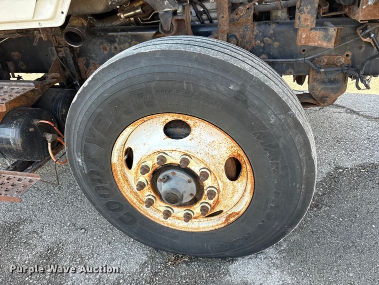 image for item FB8651 2012 International SF625 dump truck