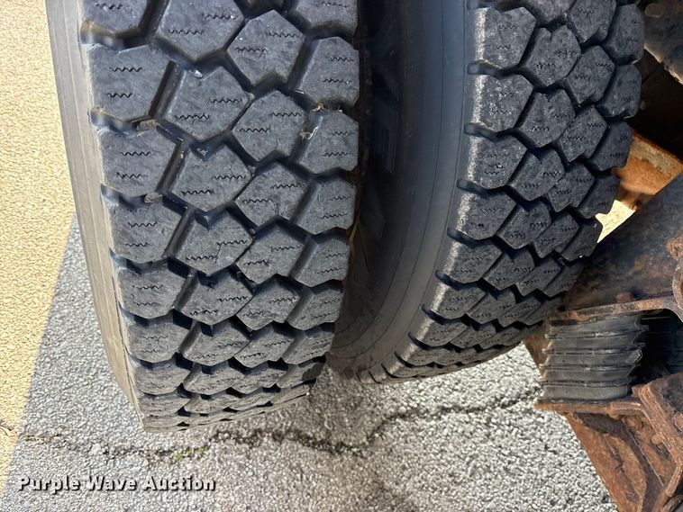 image for item FB8651 2012 International SF625 dump truck