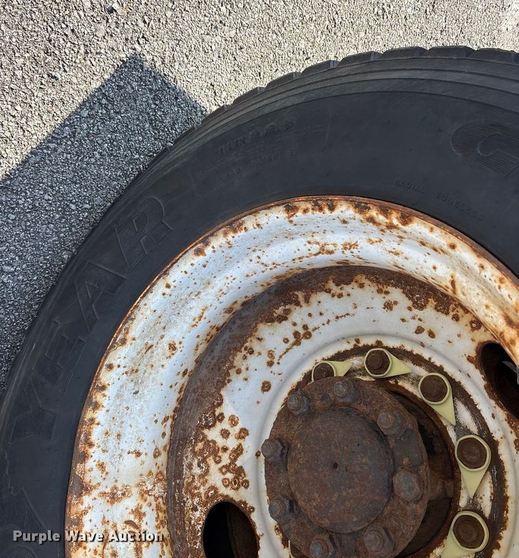 image for item FB8651 2012 International SF625 dump truck