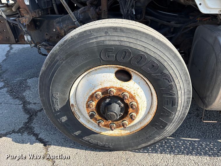 image for item FB8651 2012 International SF625 dump truck