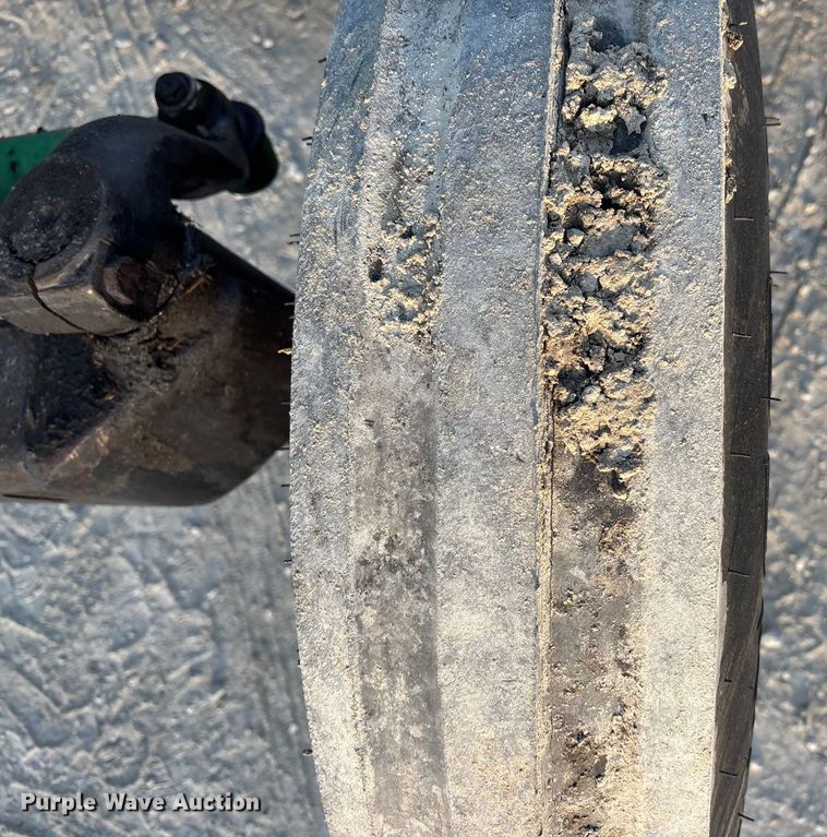 image for item FC1538 2007 John Deere 5325 tractor