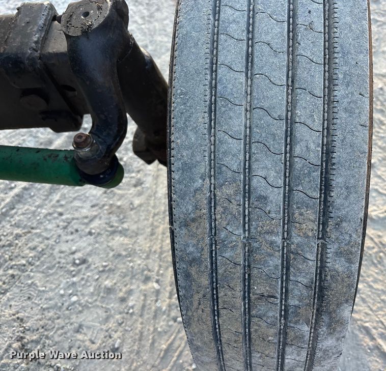 image for item FC1538 2007 John Deere 5325 tractor