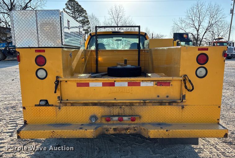 image for item FC1540 2004 Ford F450 Super Duty utility / service truck