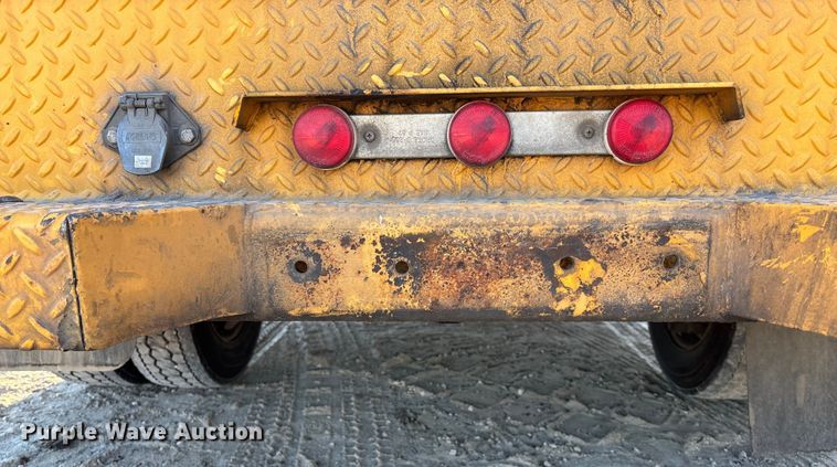 image for item FC1540 2004 Ford F450 Super Duty utility / service truck