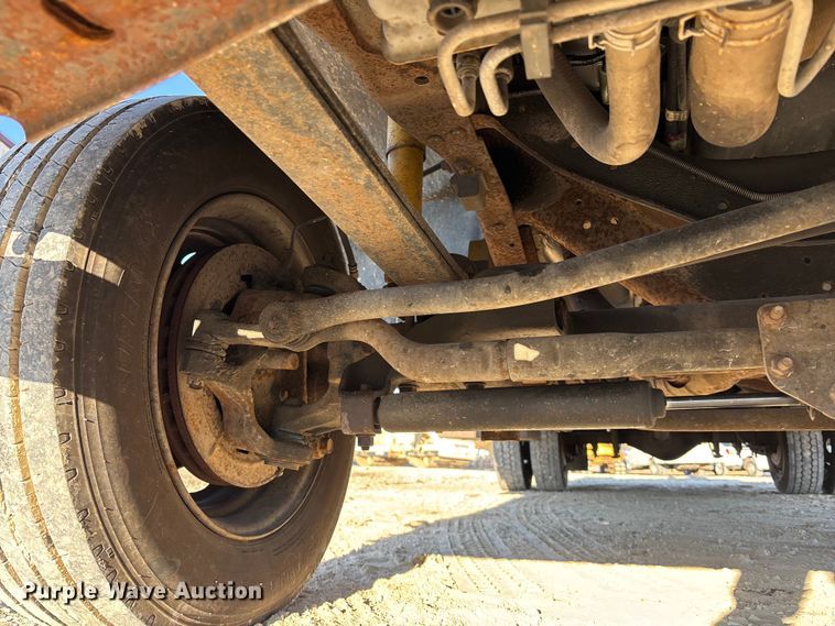 image for item FC1540 2004 Ford F450 Super Duty utility / service truck