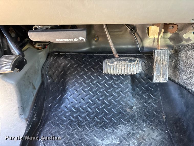 image for item FC1540 2004 Ford F450 Super Duty utility / service truck