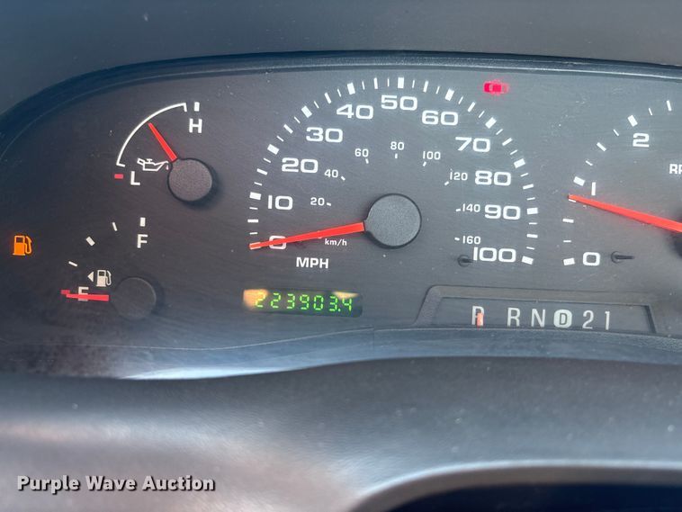 image for item FC1540 2004 Ford F450 Super Duty utility / service truck