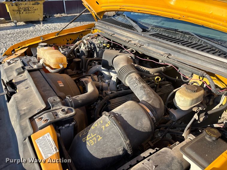 image for item FC1540 2004 Ford F450 Super Duty utility / service truck