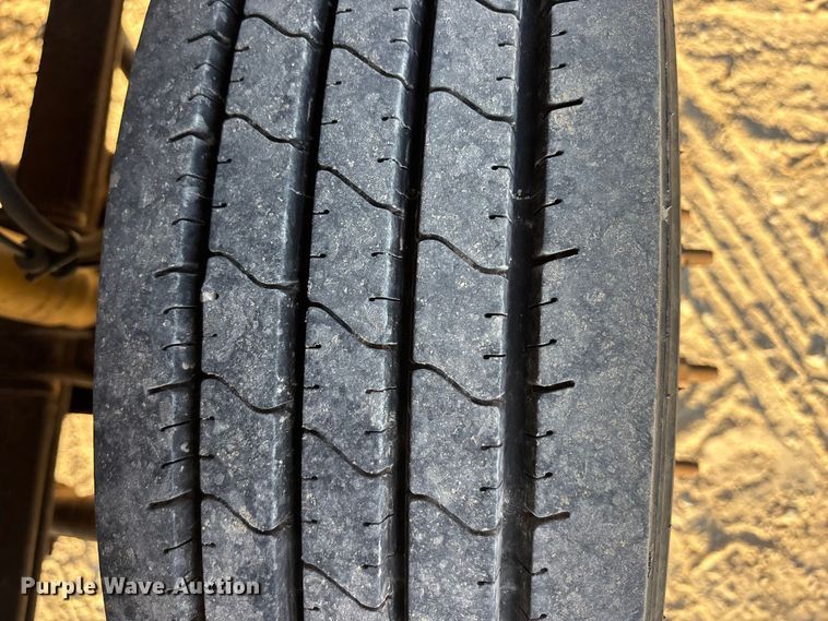 image for item FC1540 2004 Ford F450 Super Duty utility / service truck