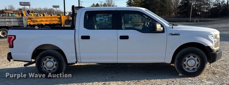 image for item FC1541 2016 Ford F150 Crew Cab pickup truck