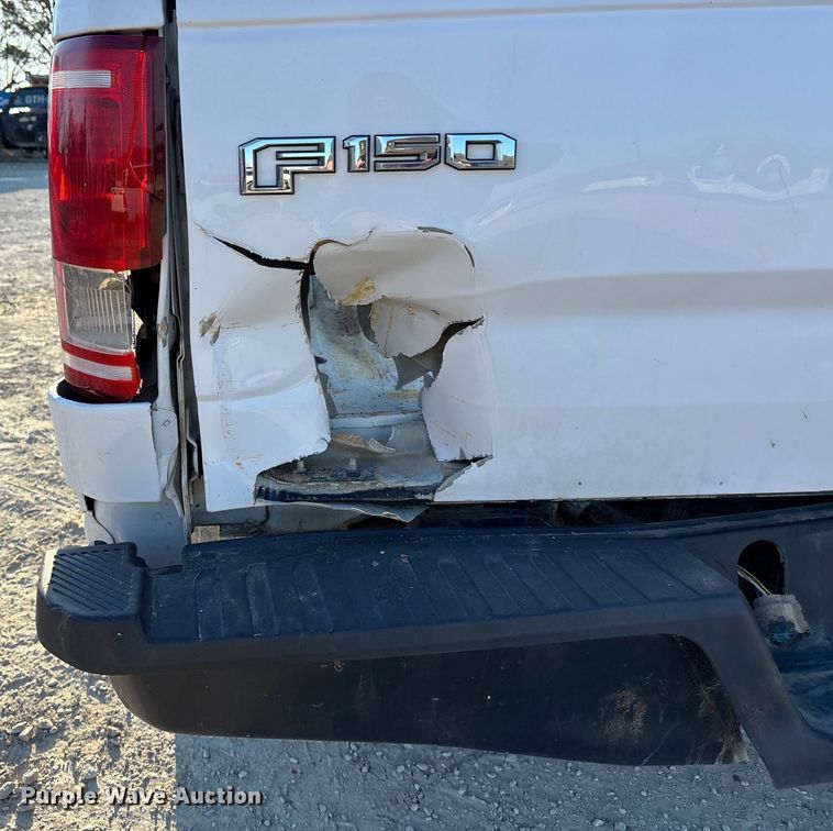 image for item FC1541 2016 Ford F150 Crew Cab pickup truck