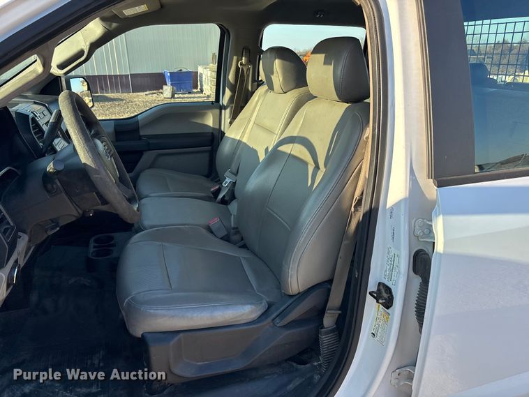 image for item FC1541 2016 Ford F150 Crew Cab pickup truck