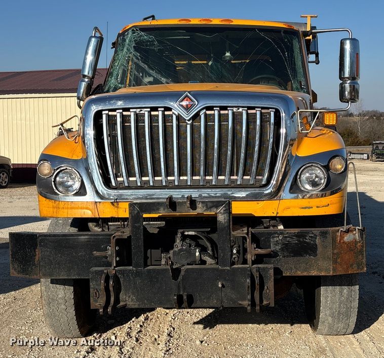image for item FC1542 2014 International 7500 dump truck