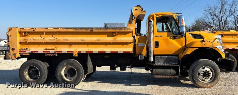 image for item FC1542 2014 International 7500 dump truck