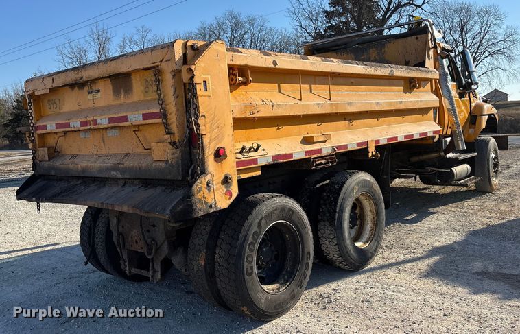 image for item FC1542 2014 International 7500 dump truck