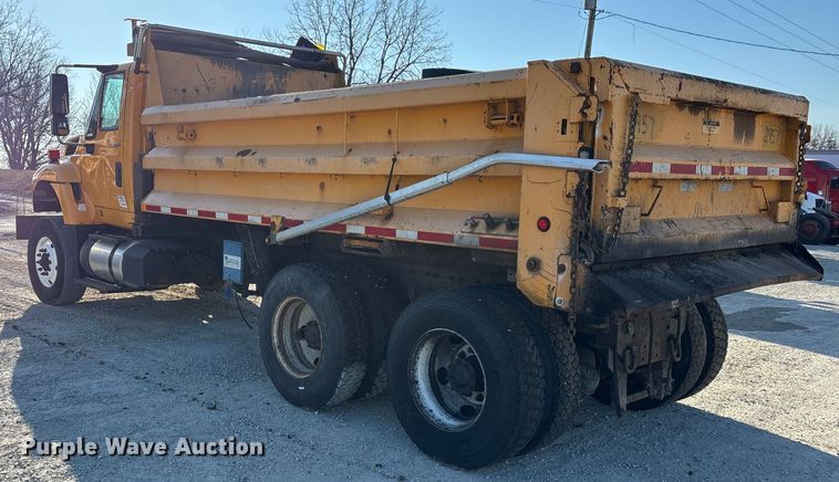 image for item FC1542 2014 International 7500 dump truck