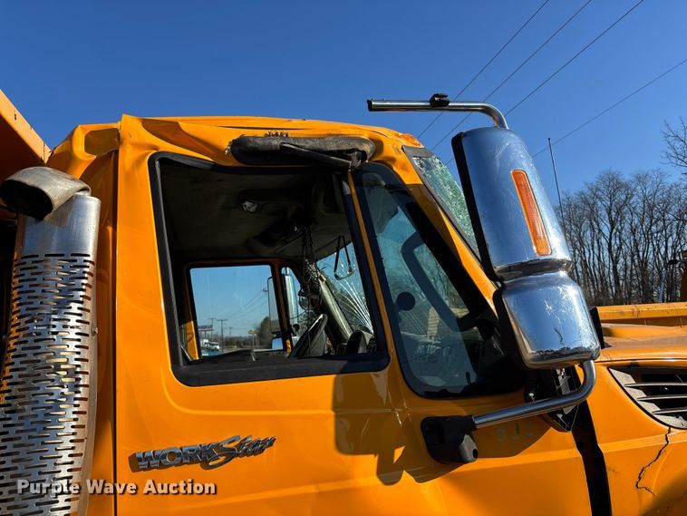 image for item FC1542 2014 International 7500 dump truck