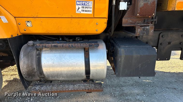 image for item FC1542 2014 International 7500 dump truck