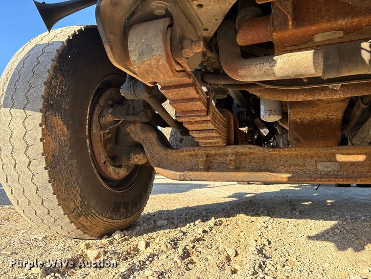 image for item FC1542 2014 International 7500 dump truck