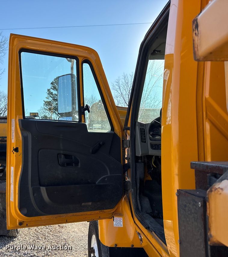 image for item FC1542 2014 International 7500 dump truck