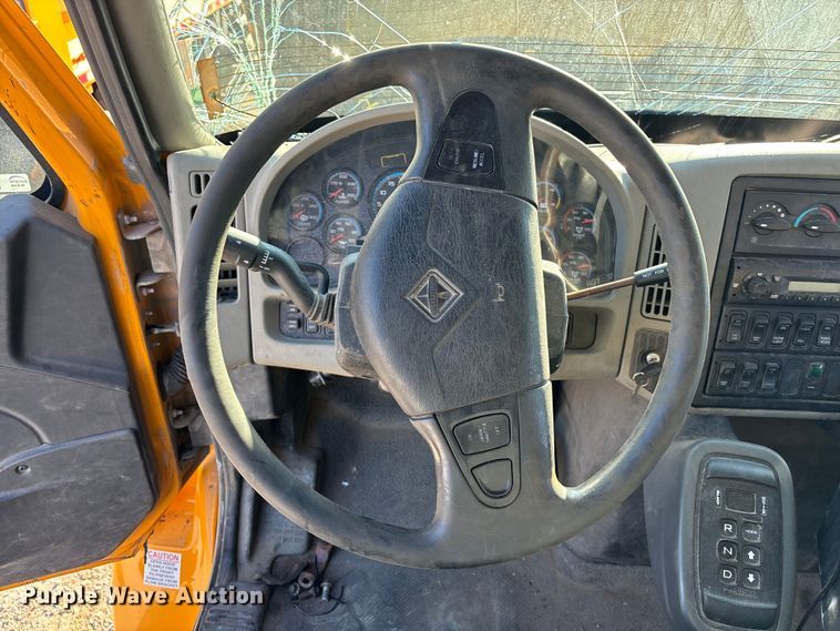 image for item FC1542 2014 International 7500 dump truck