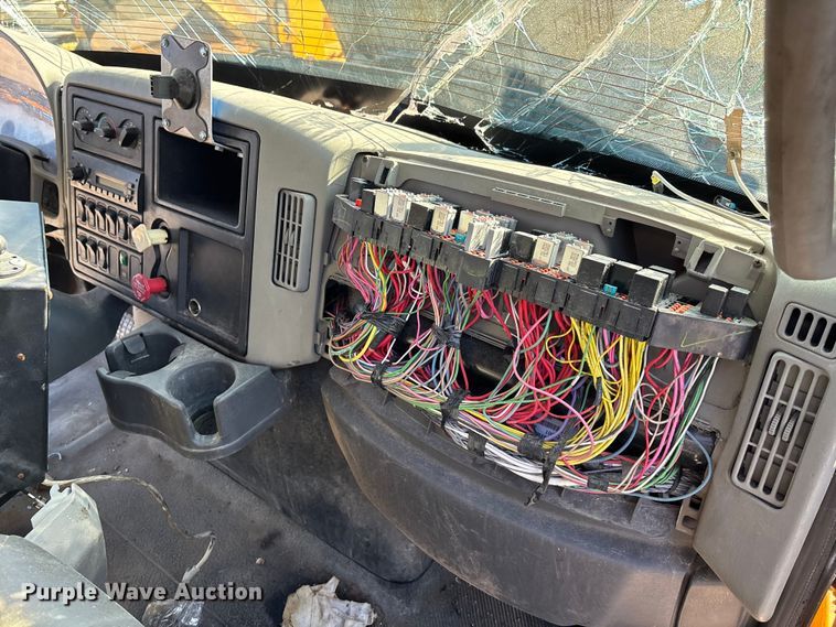 image for item FC1542 2014 International 7500 dump truck