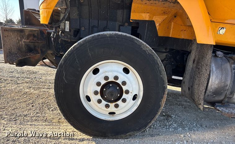 image for item FC1542 2014 International 7500 dump truck