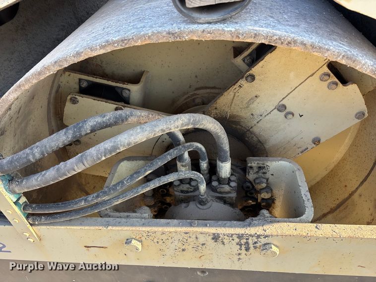 image for item FC1543 Ingersoll Rand DD-90 double drum vibratory roller