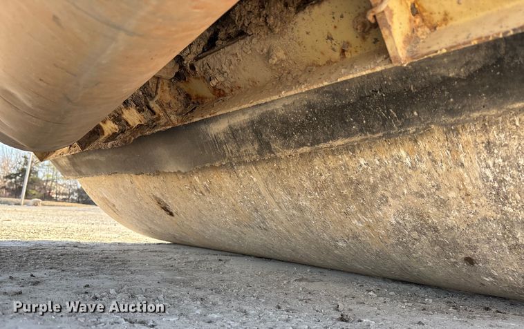 image for item FC1543 Ingersoll Rand DD-90 double drum vibratory roller