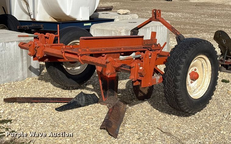 image for item FC1548 Sweep plow