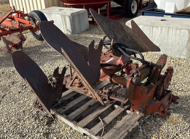 image for item FC1549 Two bottom plow