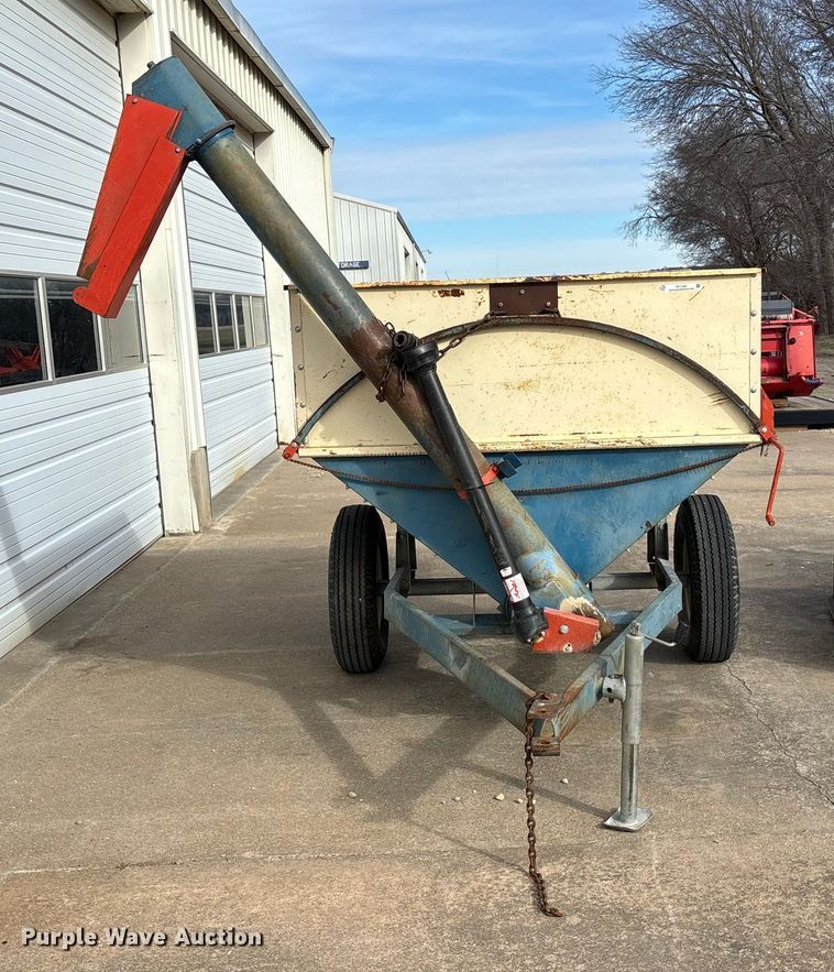 image for item FC1554 Quality Line grain cart